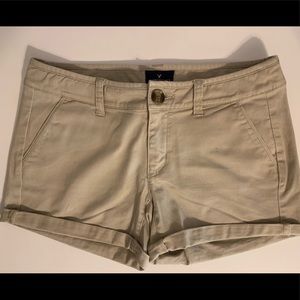 american eagle khaki shorts